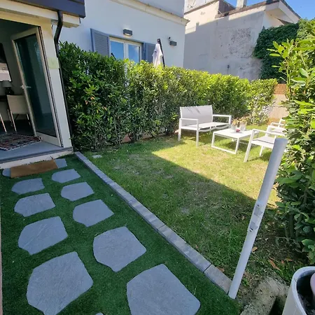 Casa Giulia Smeraldo Διαμέρισμα Νάπολη