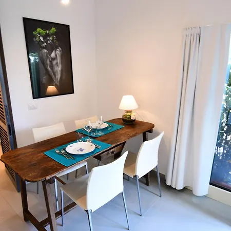 Apartment Casa Giulia Smeraldo *